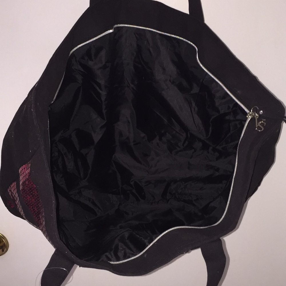 Victoria’s Secret weekender travel bag - Picture 3 of 4